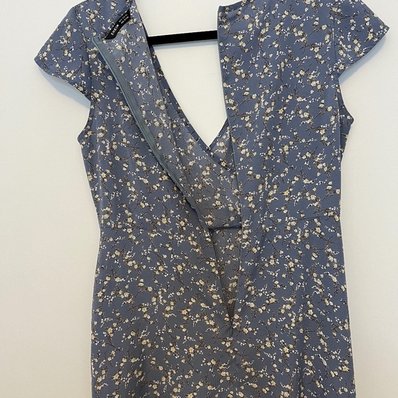 Periwinkle Blue Mini Floral Print Dress V-Neck Zipper Back Medium - Picture 12 of 12